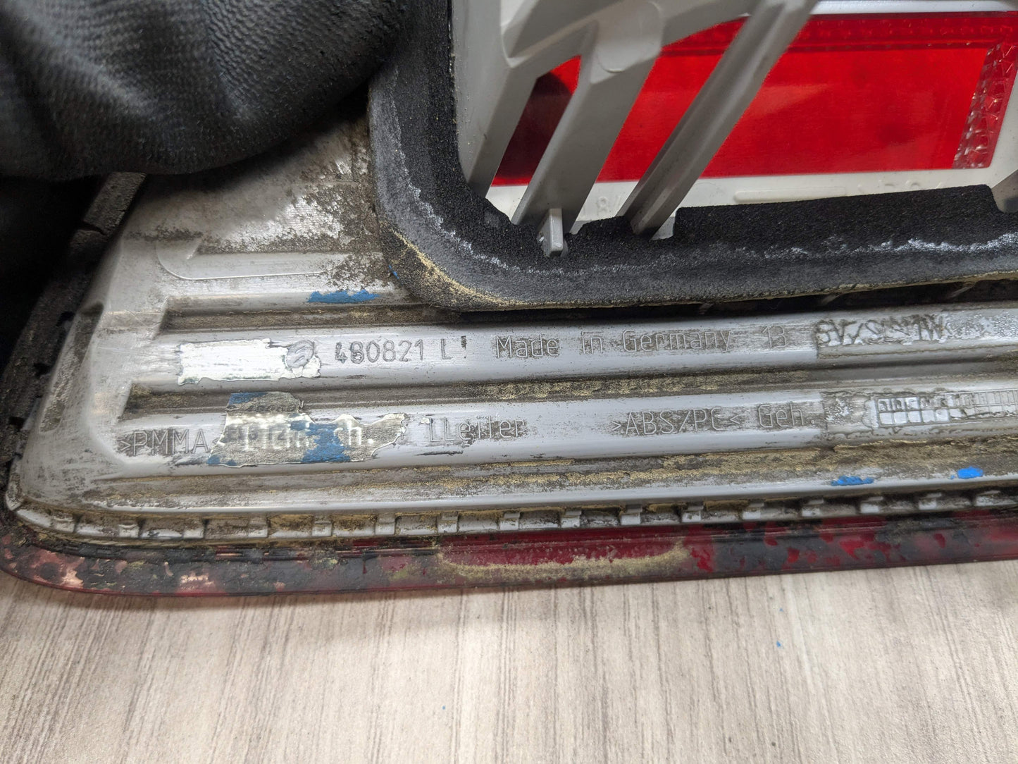 07-10 OEM BMW E93 328 335 M3 CONVERTIBLE Rear Left Driver Inner Trunk Tail Light