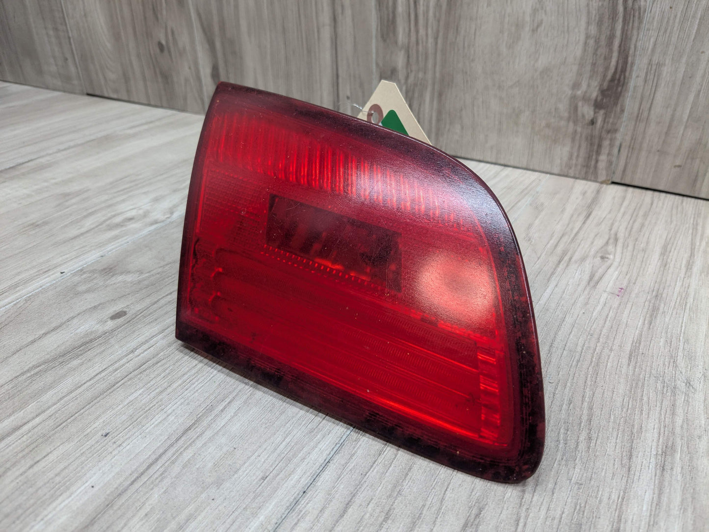 07-10 OEM BMW E93 328 335 M3 CONVERTIBLE Rear Left Driver Inner Trunk Tail Light