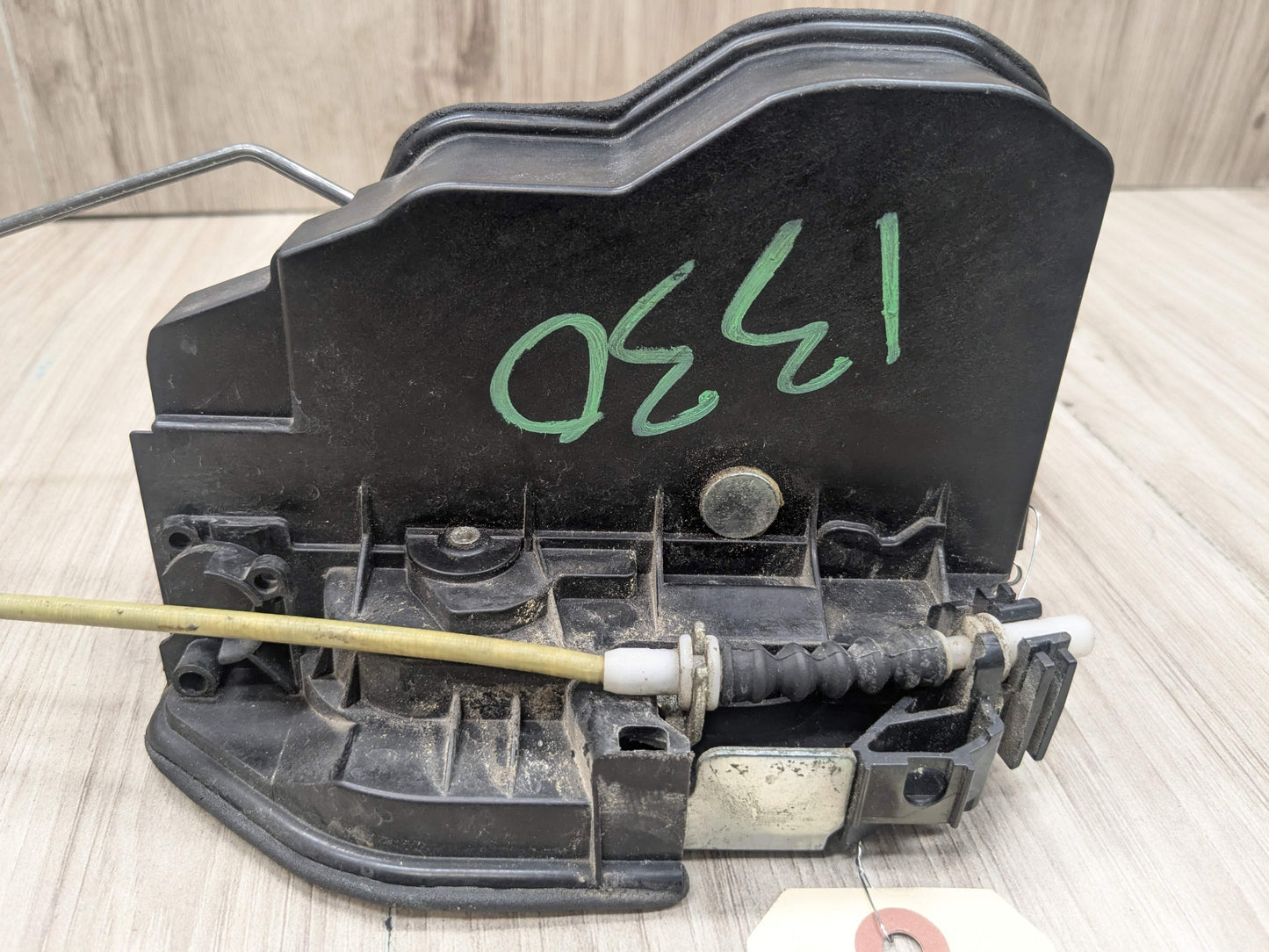 11-18 OEM BMW E70 E71 E72 X5 X6 Right Passenger Door Actuator Latch Lock