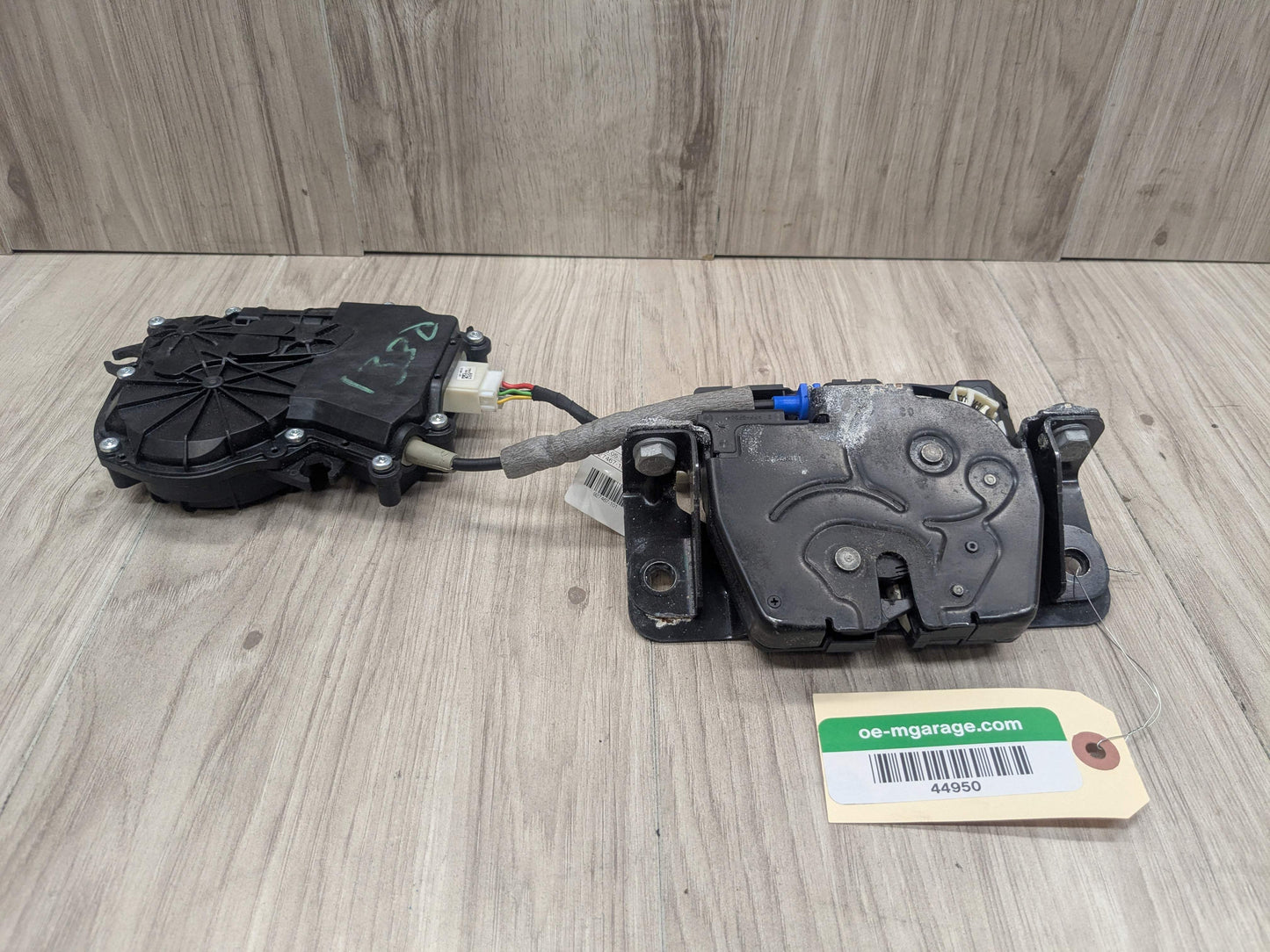 11-17 OEM BMW F25 X3 Trunk Liftgate Hatchback Power Lock Latch Actuator