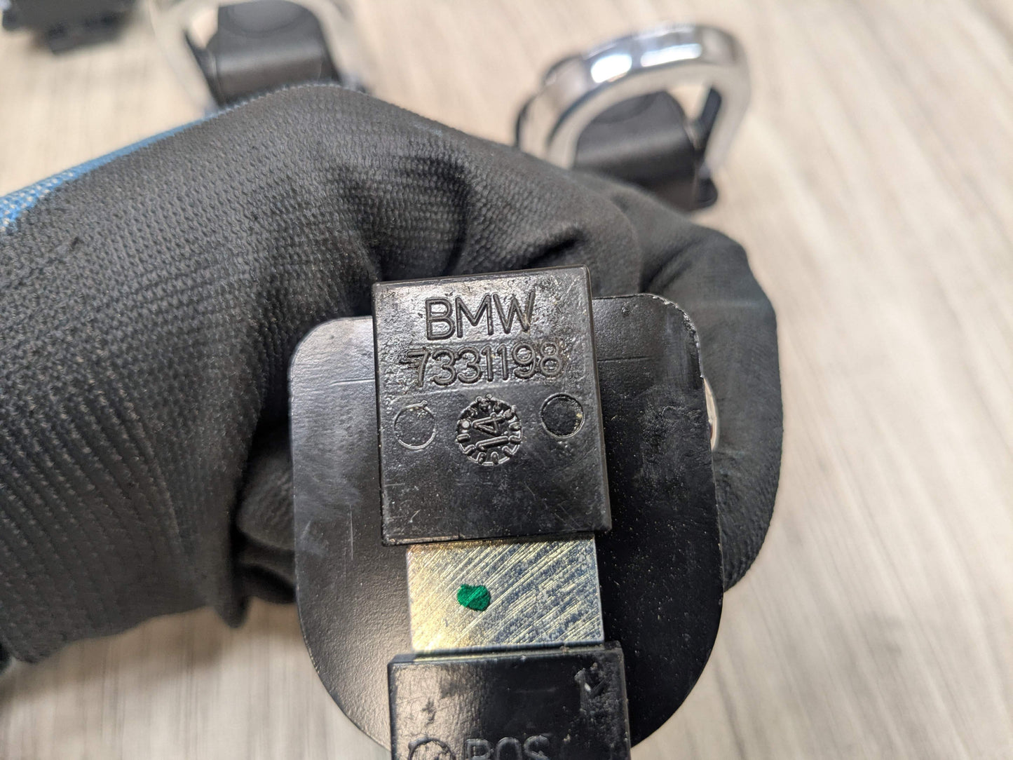 OEM BMW E70 E83 F15 F25 G01 X3 X5 Trunk Cargo Latch Tie Down Hook Clasp Ring (4)