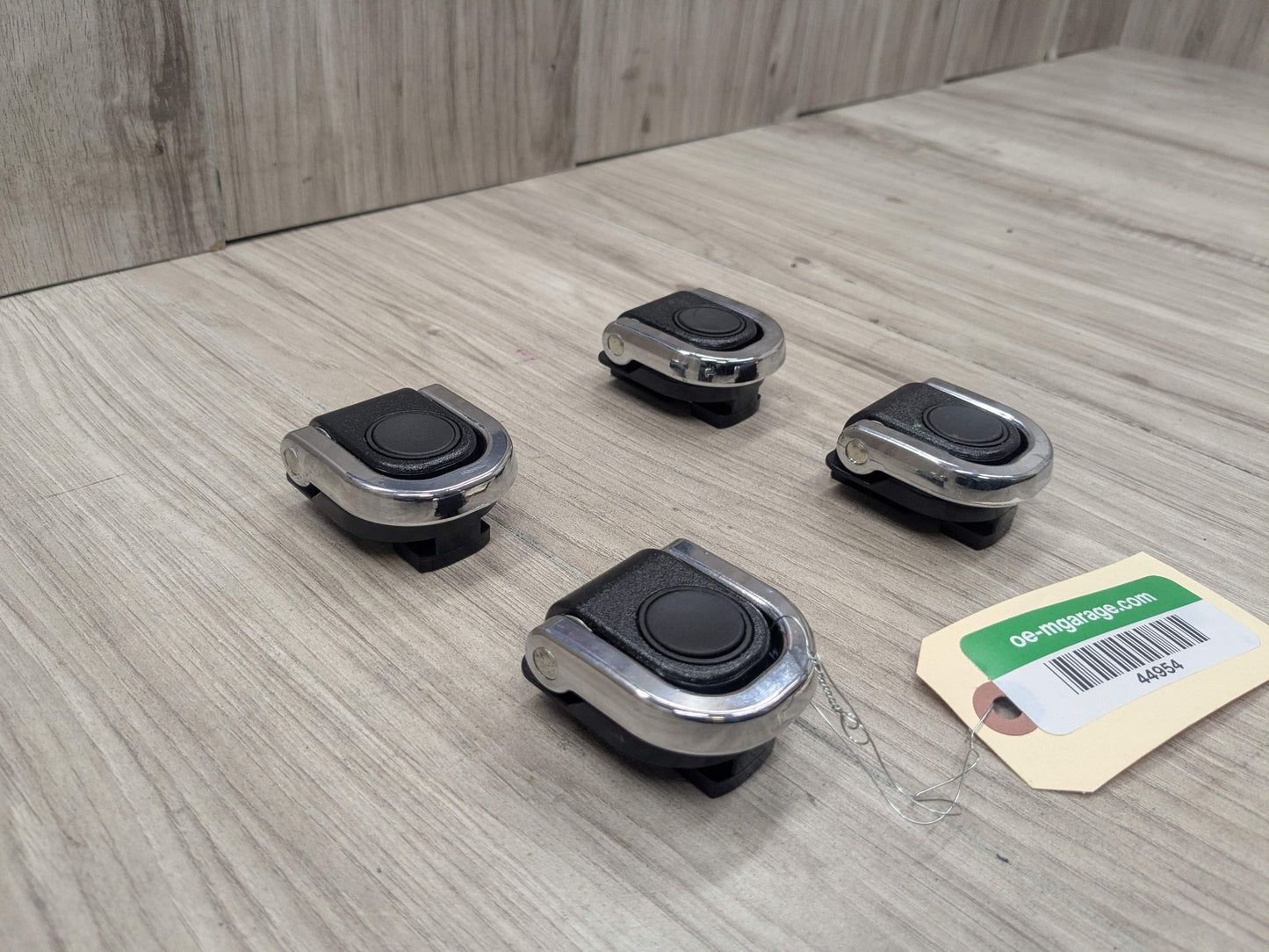 OEM BMW E70 E83 F15 F25 G01 X3 X5 Trunk Cargo Latch Tie Down Hook Clasp Ring (4)