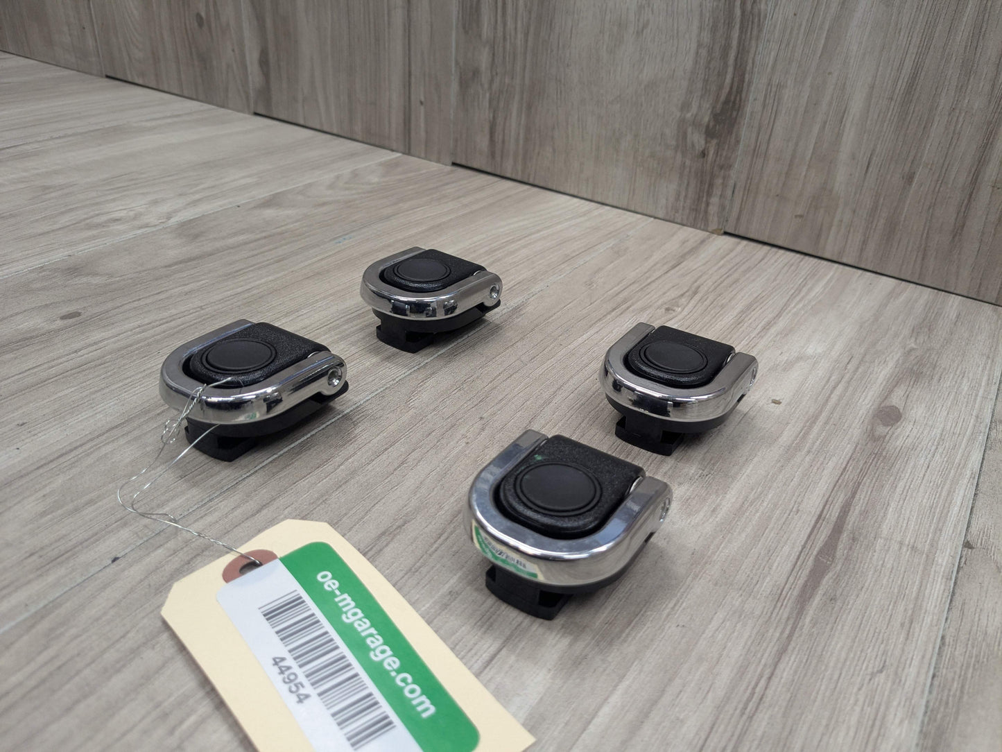 OEM BMW E70 E83 F15 F25 G01 X3 X5 Trunk Cargo Latch Tie Down Hook Clasp Ring (4)