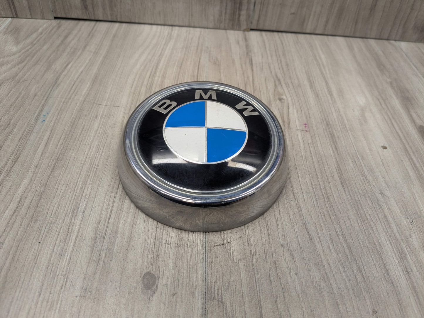 11-17 OEM BMW F25 X3 Rear Liftgate Trunk Lid Round Emblem Genuine