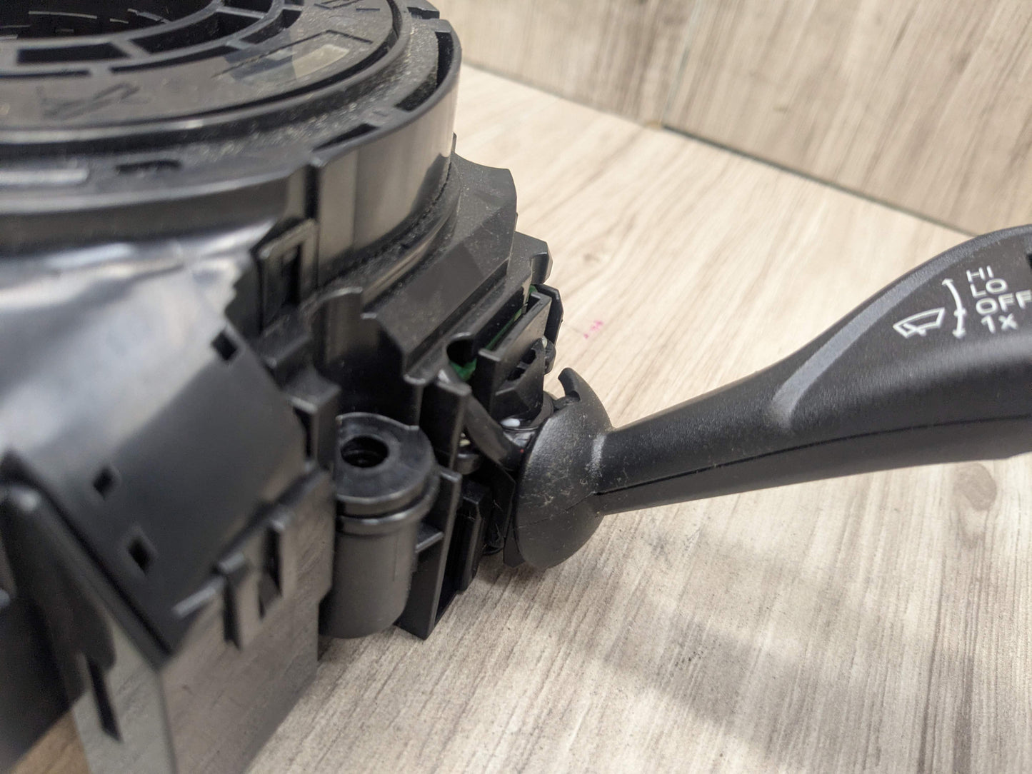 14-19 OEM BMW F15 F16 X5 X6 Steering Switch Control Angle Sensor Clock Spring