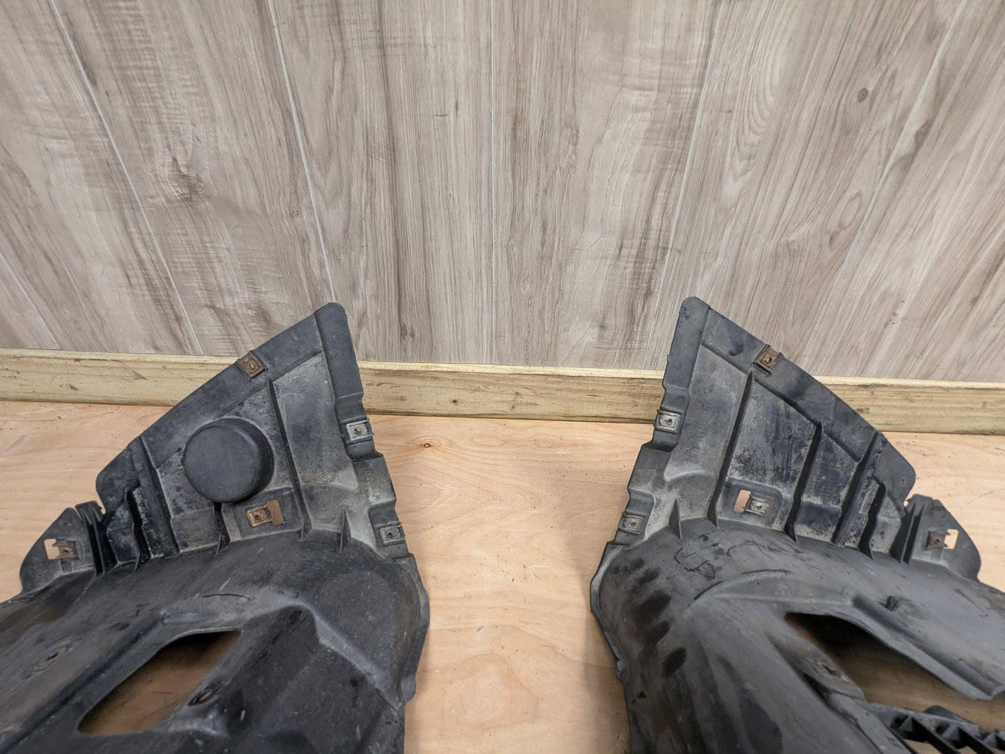 07-13 OEM BMW E92 E93 328 335 Left Right Fender Liner Wheel Splash Shield SET