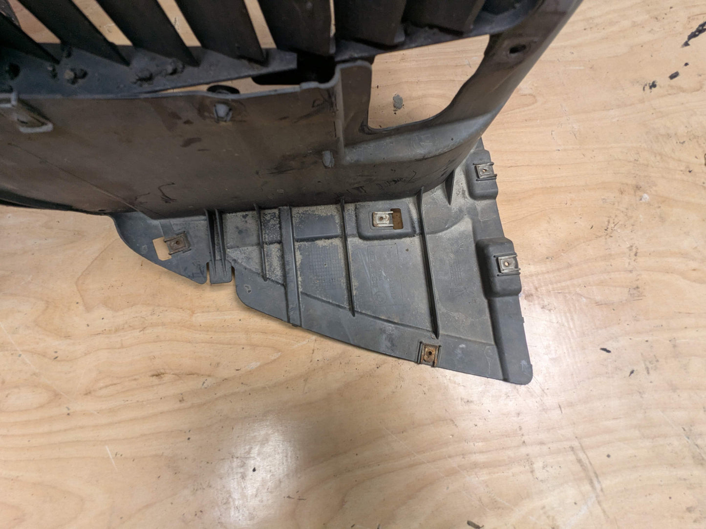 07-13 OEM BMW E92 E93 328 335 Left Right Fender Liner Wheel Splash Shield SET