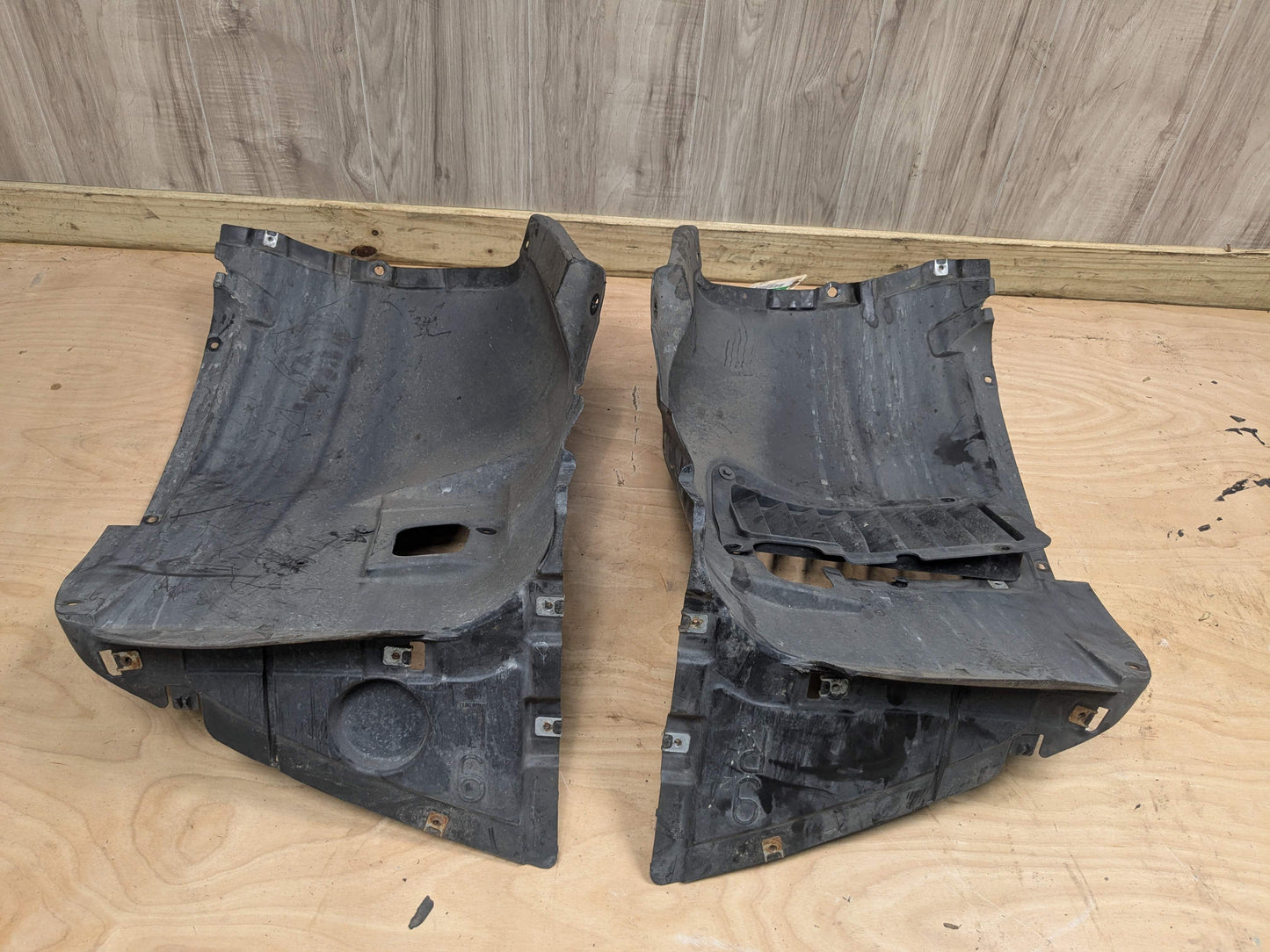 07-13 OEM BMW E92 E93 328 335 Left Right Fender Liner Wheel Splash Shield SET