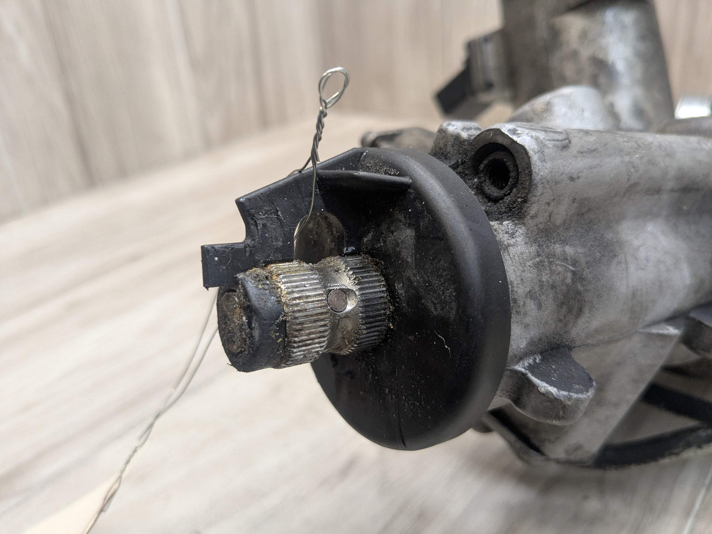 OEM BMW E82 E88 E90 E92 E93 328 335 RWD Power Steering Gear Rack and Pinion L6