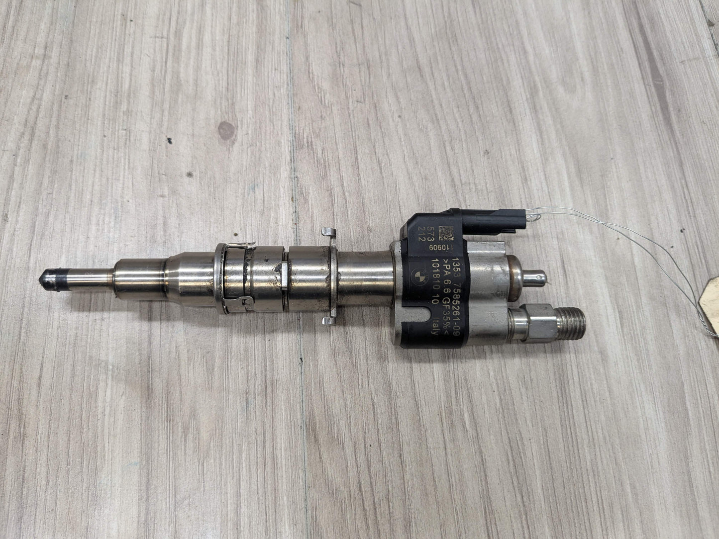 OEM BMW E82 E90 E92 F02 F10 Engine N54 N63 High Pressure Fuel Injector INDEX 09