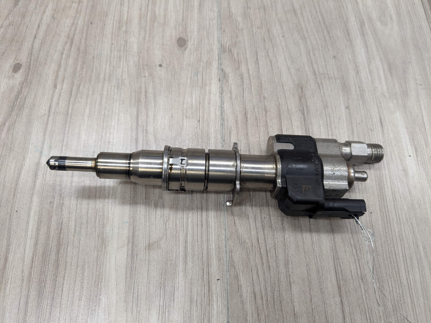 OEM BMW E82 E90 E92 F02 F10 Engine N54 N63 High Pressure Fuel Injector INDEX 09