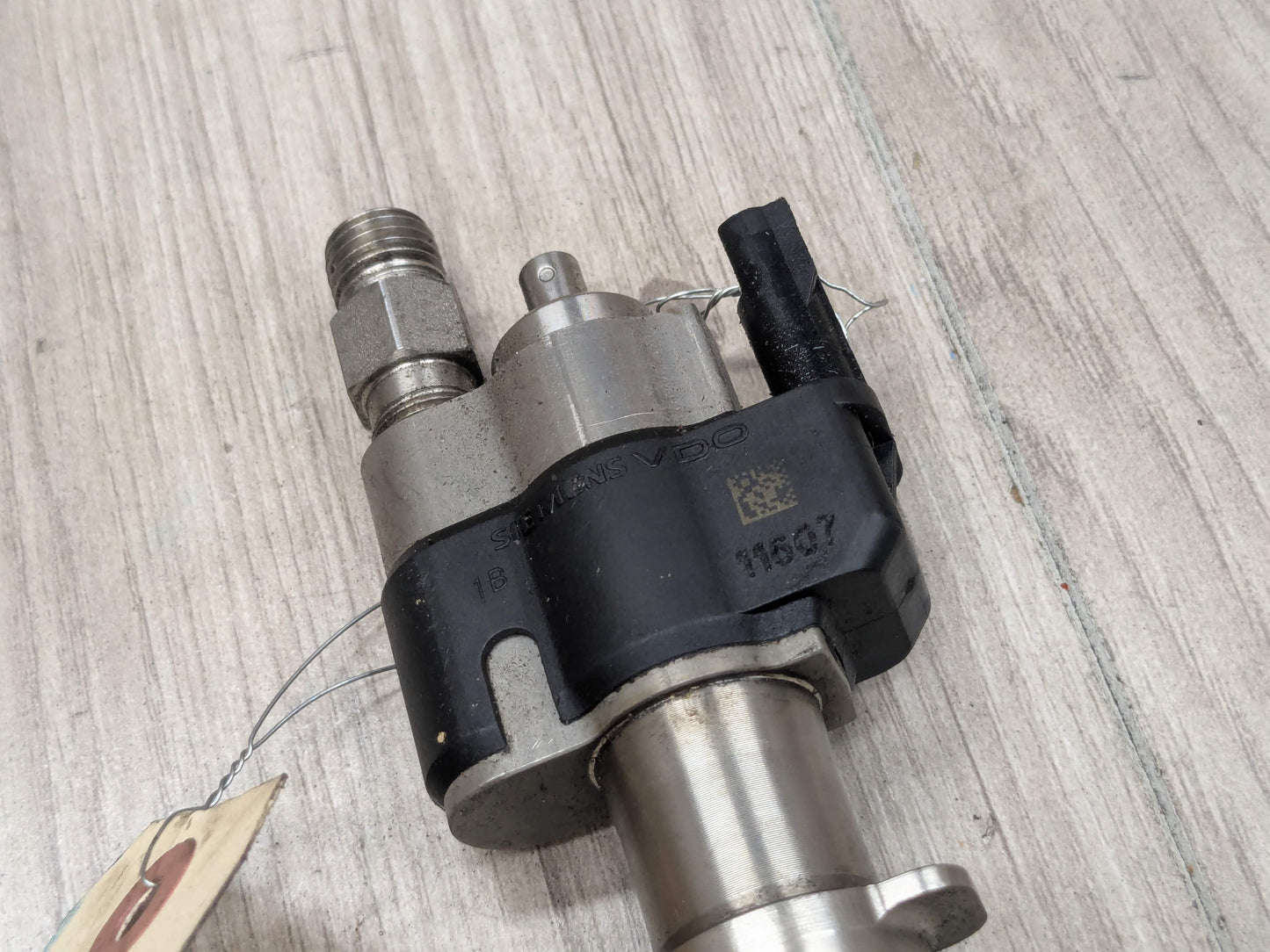 BMW E90 E92 E93 F10 F12 F01 Engine N63 N54 High Pressure Fuel Injector INDEX 02