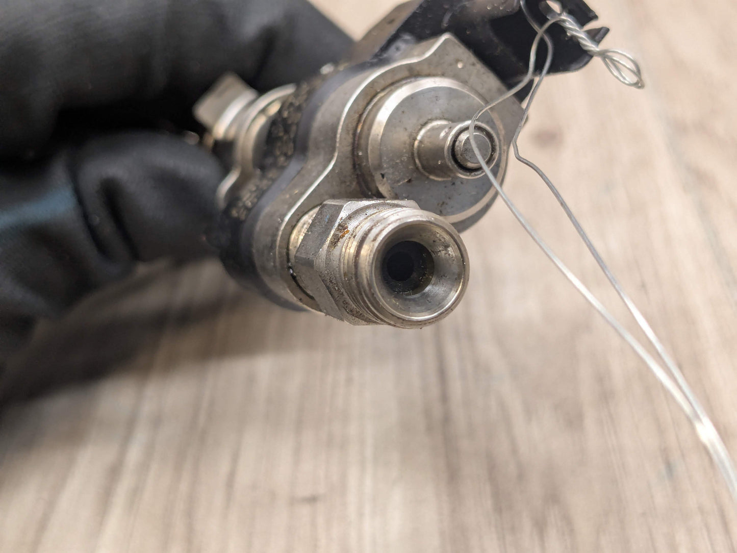 BMW E90 E92 E93 F10 F12 F01 Engine N63 N54 High Pressure Fuel Injector INDEX 02