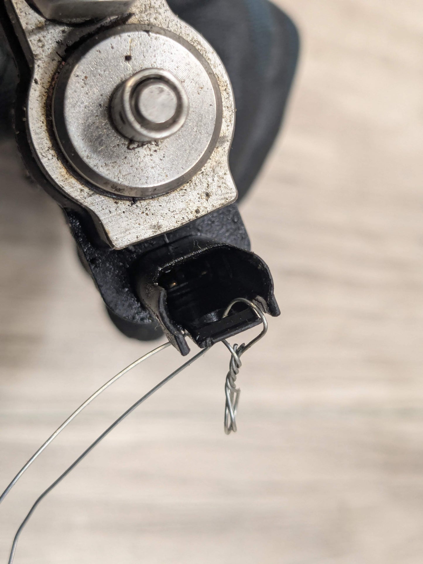 BMW E90 E92 E93 F10 F12 F01 Engine N63 N54 High Pressure Fuel Injector INDEX 02