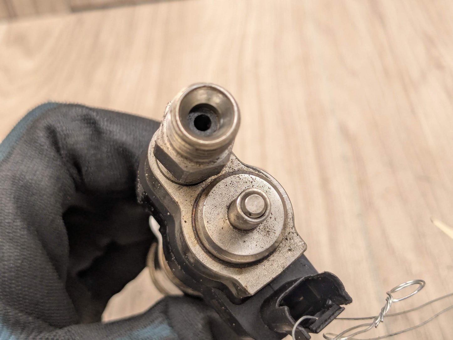 BMW E90 E92 E93 F10 F12 F01 Engine N63 N54 High Pressure Fuel Injector INDEX 02