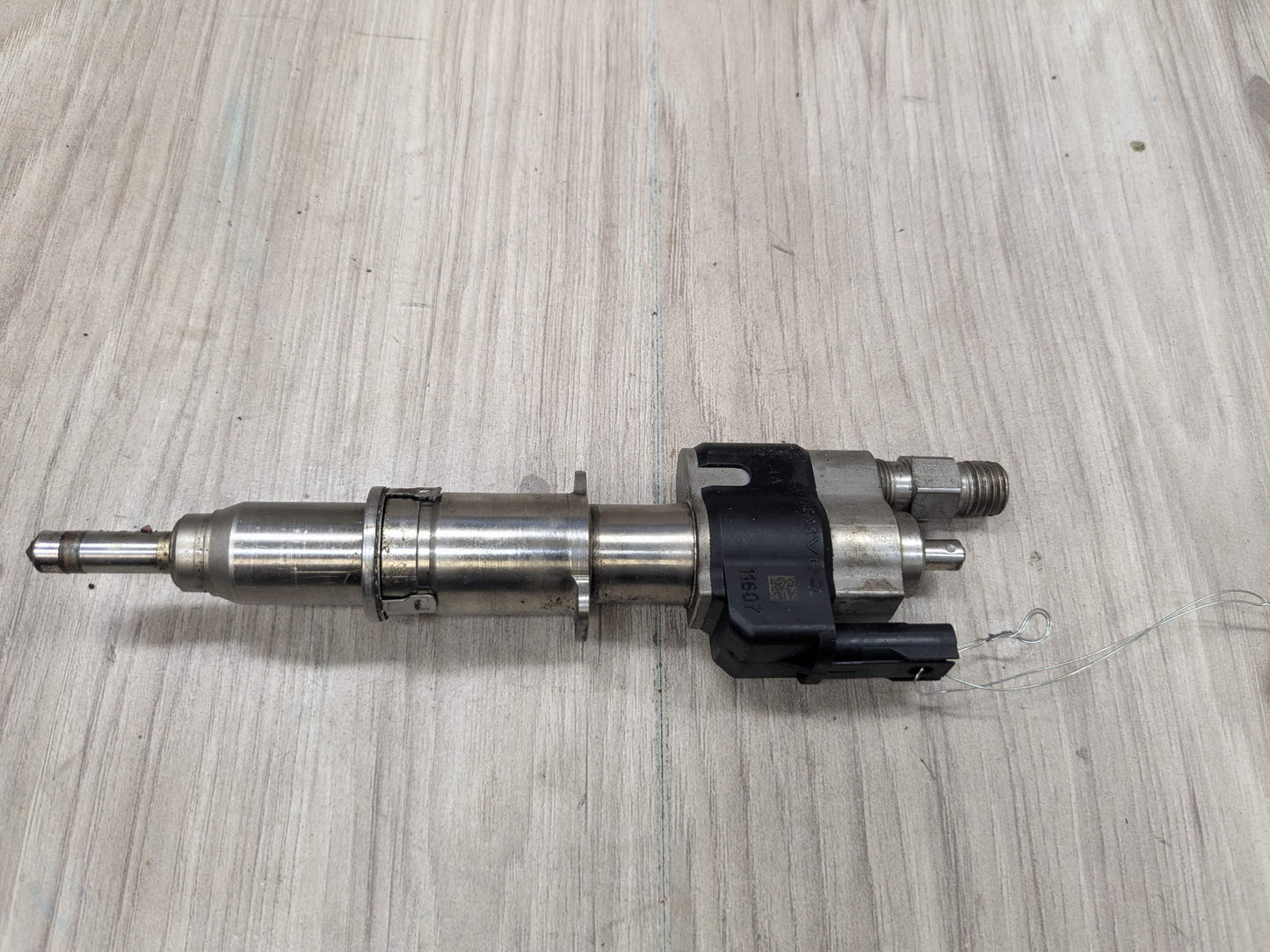 BMW E90 E92 E93 F10 F12 F01 Engine N63 N54 High Pressure Fuel Injector INDEX 02