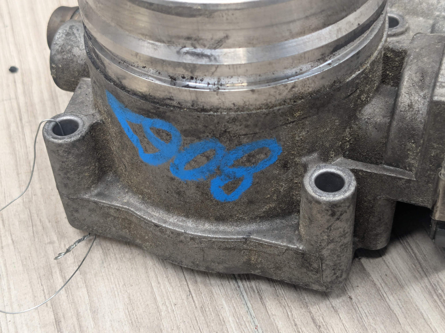 OEM BMW E60 E71 E82 E88 E89 E90 E92 E93 F01 F02 135 335 Engine N54 Throttle Body