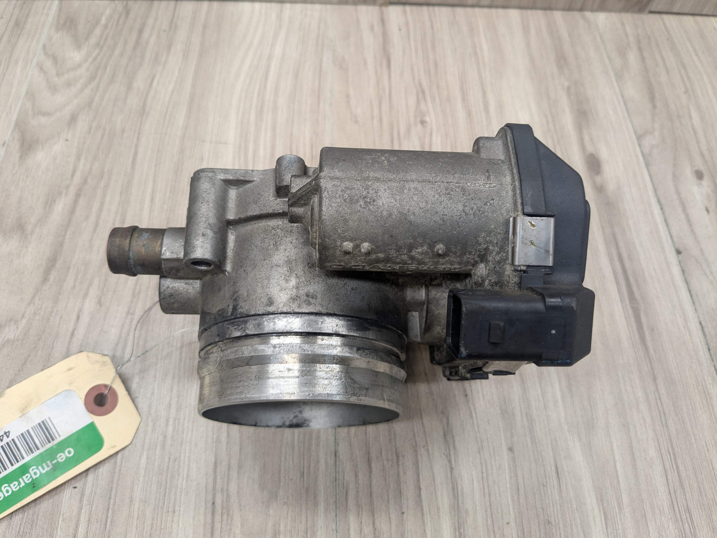 OEM BMW E60 E71 E82 E88 E89 E90 E92 E93 F01 F02 135 335 Engine N54 Throttle Body