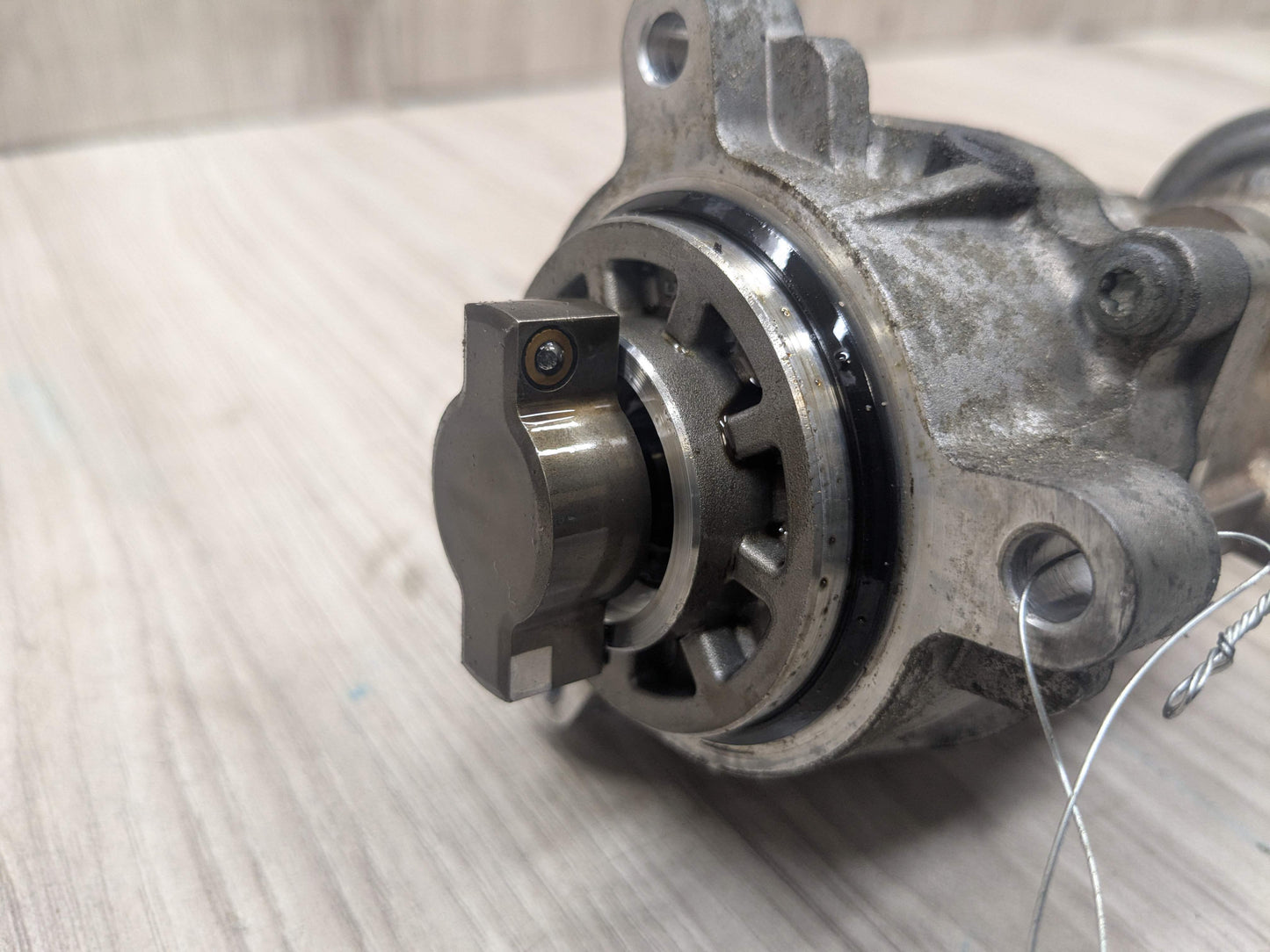 07-13 OEM BMW E60 E82 E90 E92 F10 HPFP High Pressure Fuel Pump Engine N54 N55