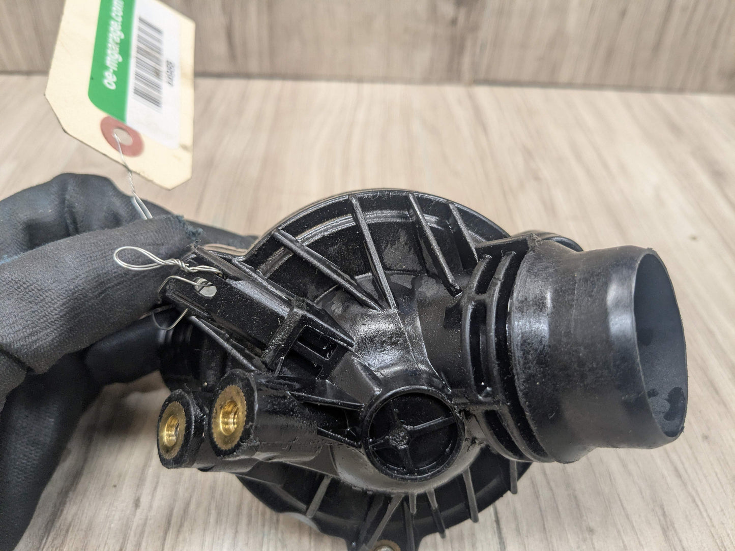 URO BMW E70 E90 E92 E93 Engine N51 N52 N54 Water Coolant Thermostat Housing