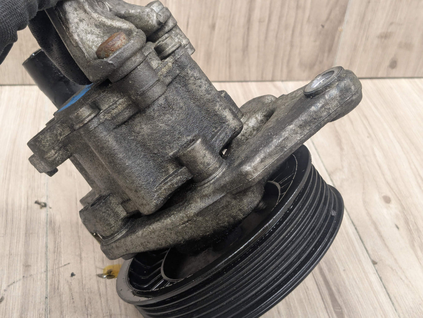 OEM BMW E82 E88 E90 E92 E93 328 335 Hydraulic Power Steering Pump N54 N55