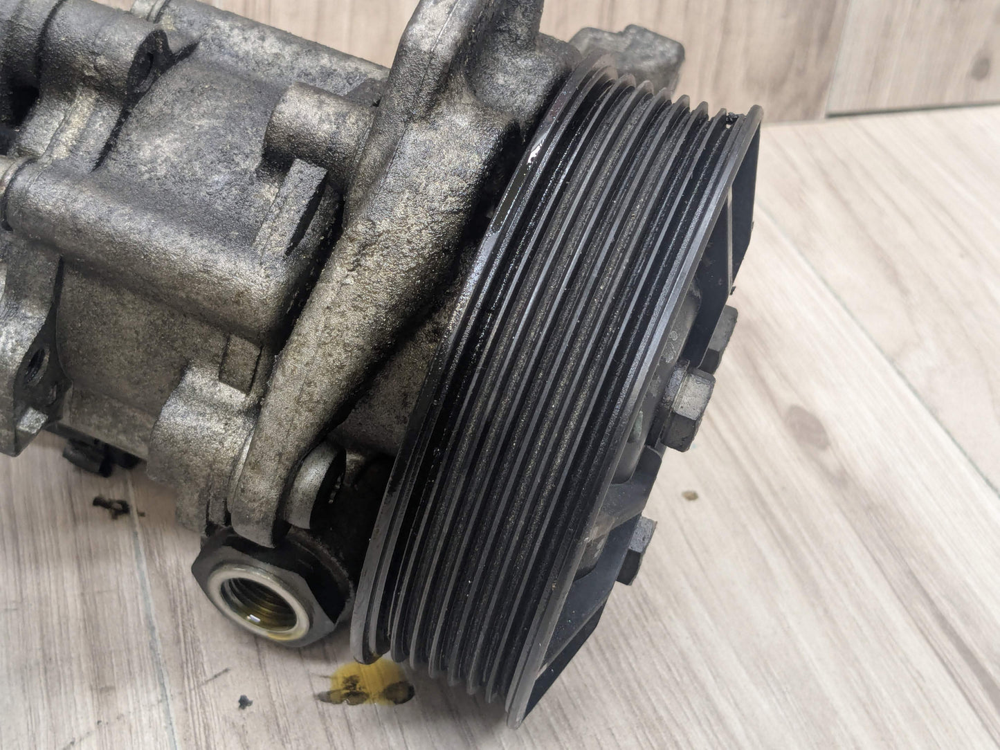 OEM BMW E82 E88 E90 E92 E93 328 335 Hydraulic Power Steering Pump N54 N55