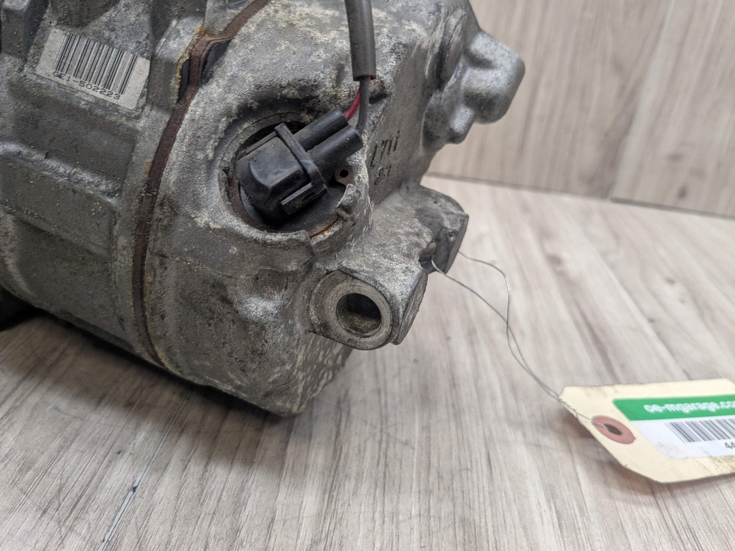 OEM BMW E82 E88 E89 E90 E92 E93 335 AC Compressor Clutch A/C Pump Pulley N54 N55