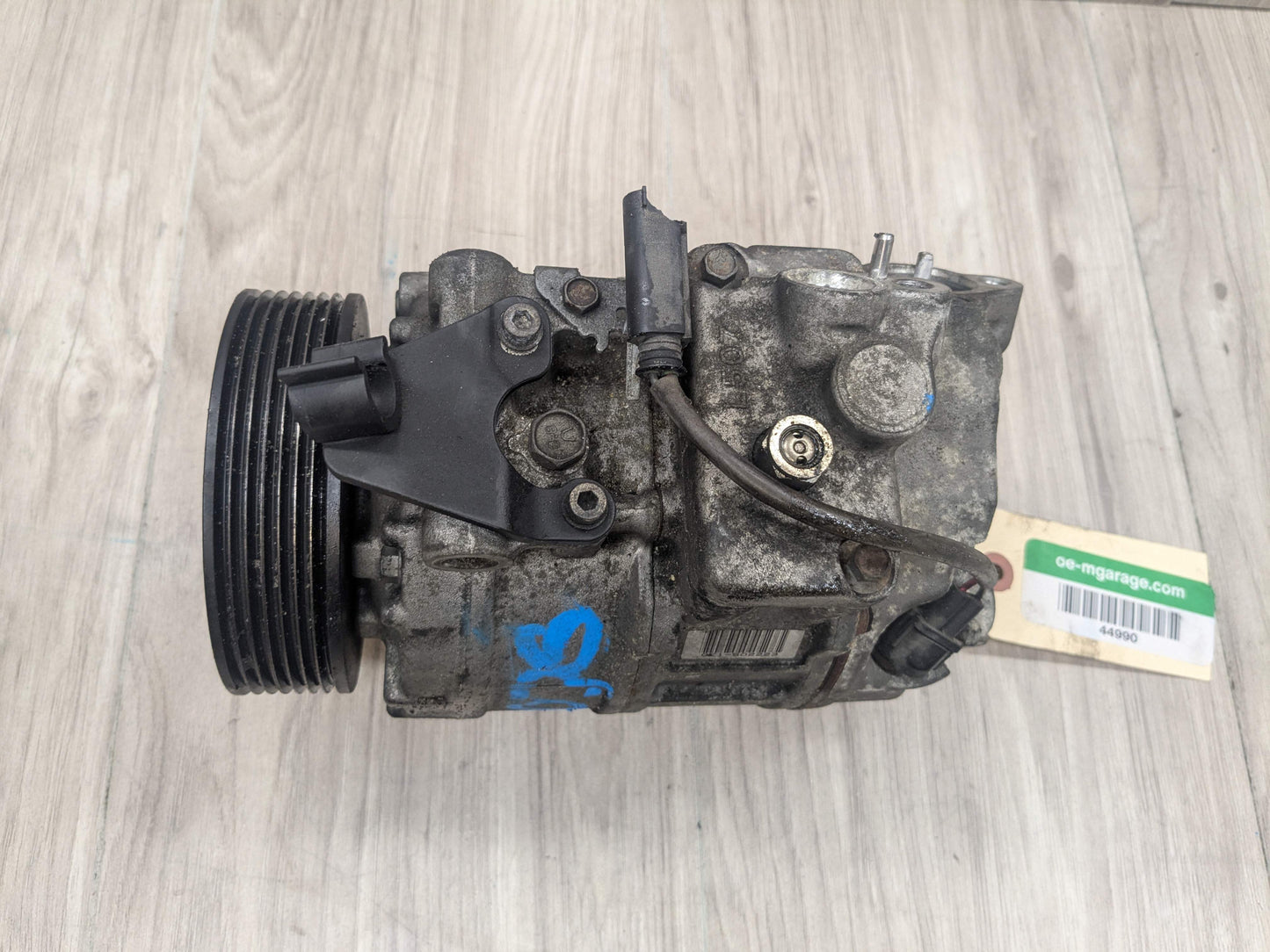 OEM BMW E82 E88 E89 E90 E92 E93 335 AC Compressor Clutch A/C Pump Pulley N54 N55