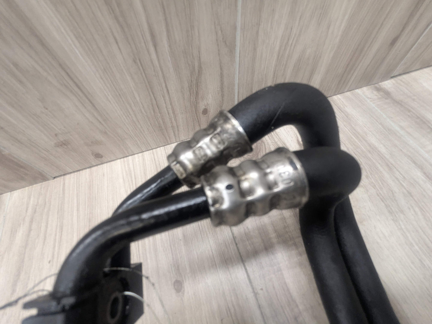 OEM BMW E82 E90 E92 335 AT Transmission Oil Cooling Inlet Outlet Pipe N54 N55