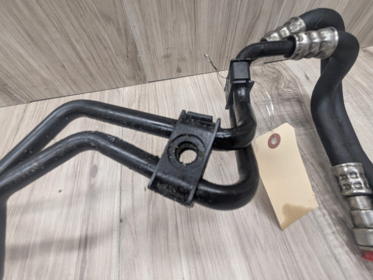 OEM BMW E82 E90 E92 335 AT Transmission Oil Cooling Inlet Outlet Pipe N54 N55