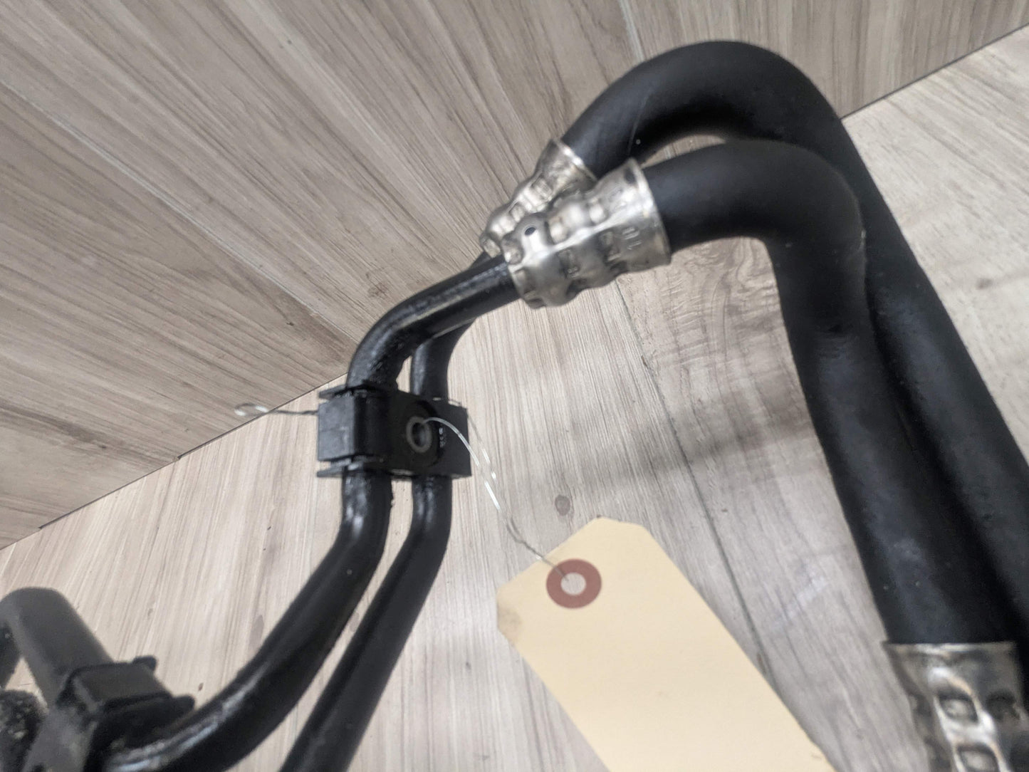 OEM BMW E82 E90 E92 335 AT Transmission Oil Cooling Inlet Outlet Pipe N54 N55