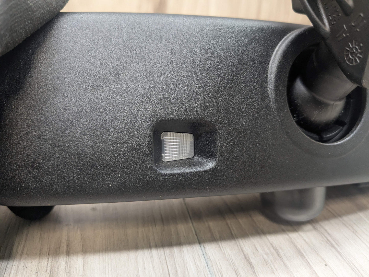 OEM BMW F02* F06 F12 F13 F15 F25 F85 X5 Auto Dim Rear View Mirror EC / LED / GTO