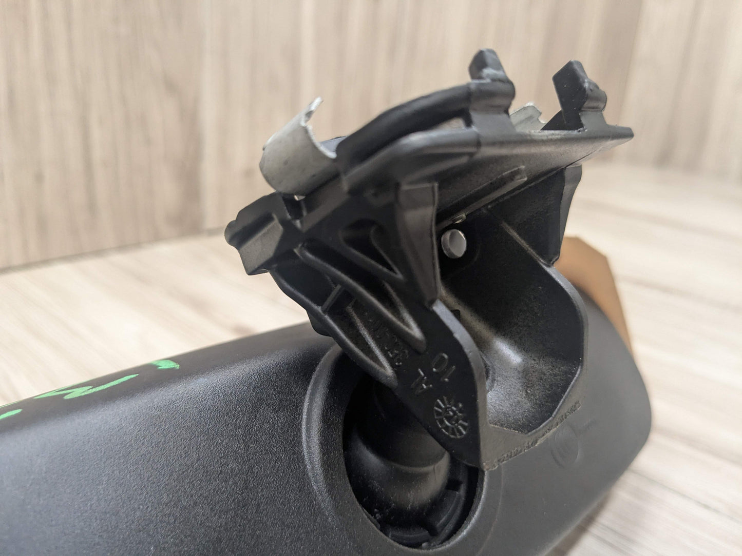 OEM BMW F02* F06 F12 F13 F15 F25 F85 X5 Auto Dim Rear View Mirror EC / LED / GTO