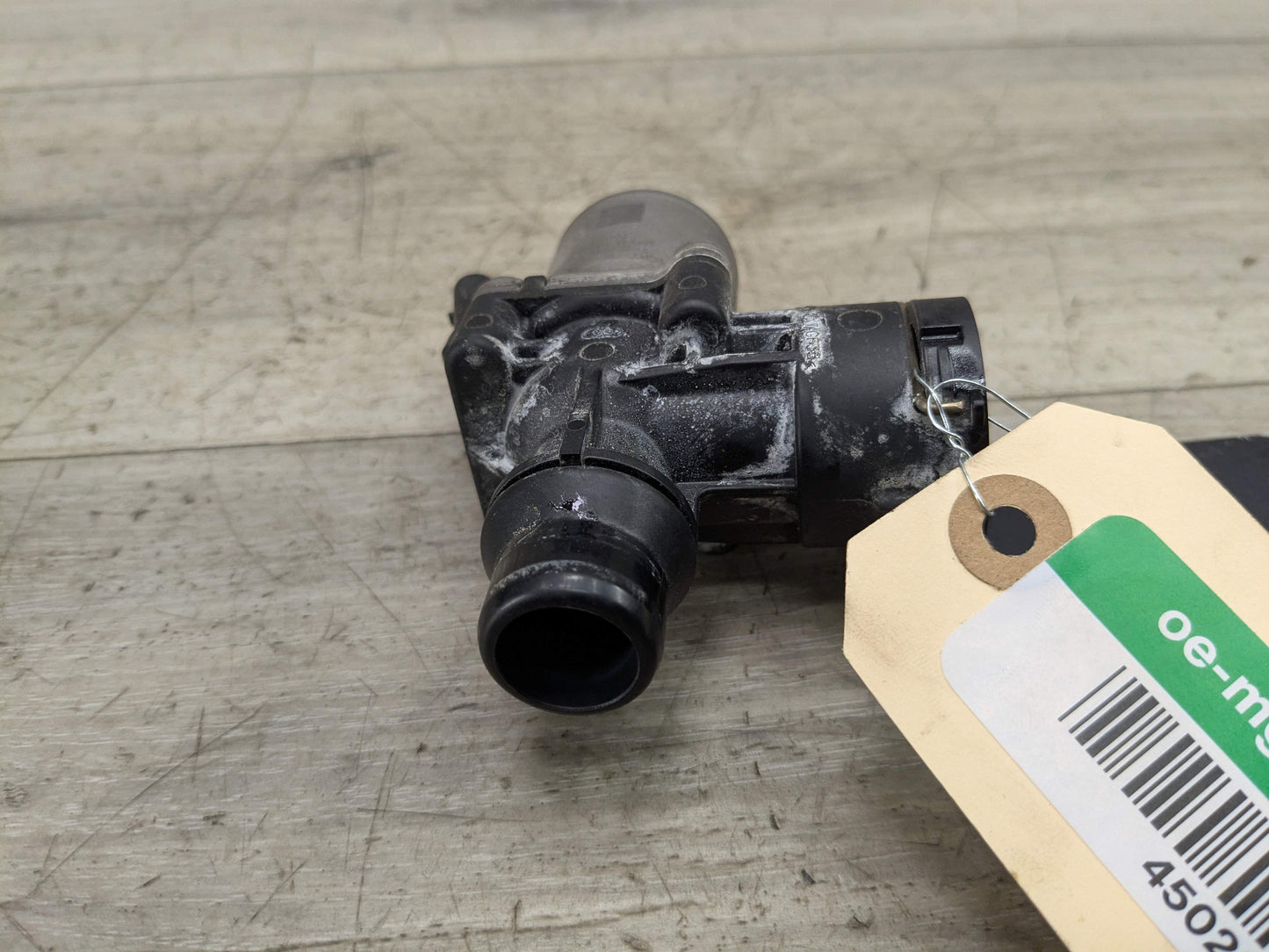 OEM BMW G01 G20 G22 G23 G26 G30 330 430 X3 Engine B46 Heater Water Switch Valve