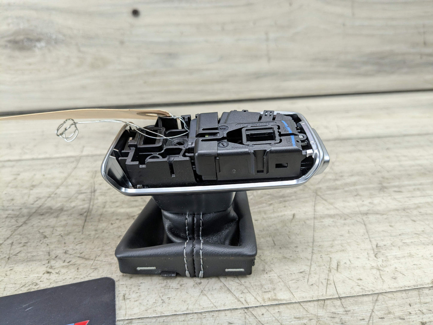 18-24 OEM AUDI Q5 SQ5 Transmission Gear Lower Automatic Shift Lever Knob