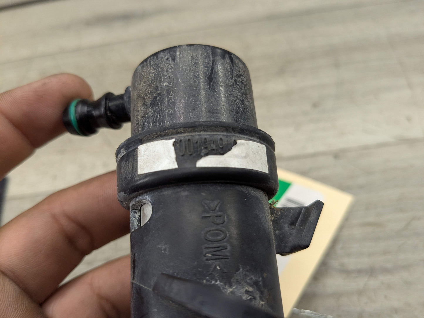 OEM BMW E88 E90 E92 328 335 Front Left or Right Headlight Washer Spray Nozzle