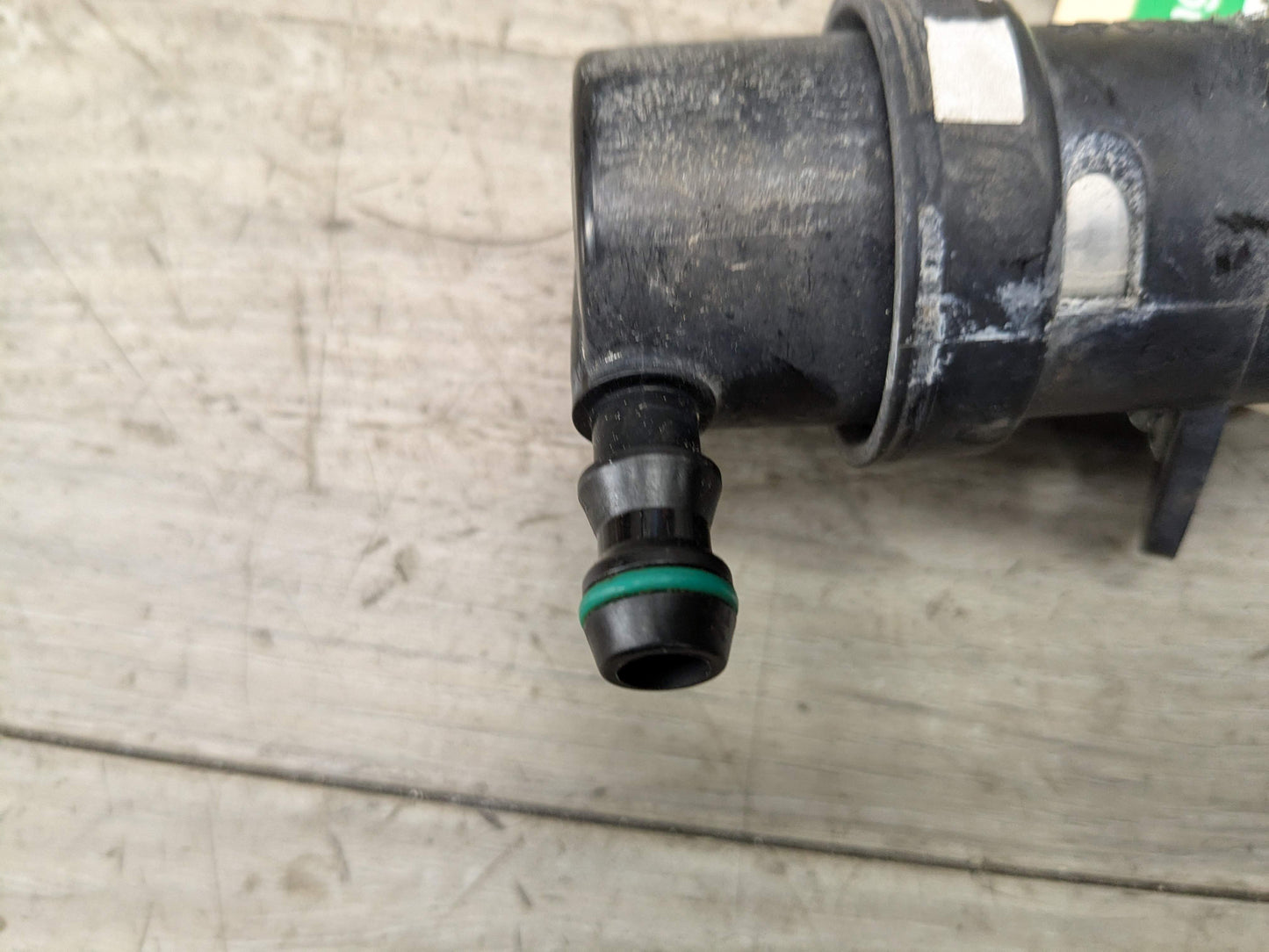 OEM BMW E88 E90 E92 328 335 Front Left or Right Headlight Washer Spray Nozzle