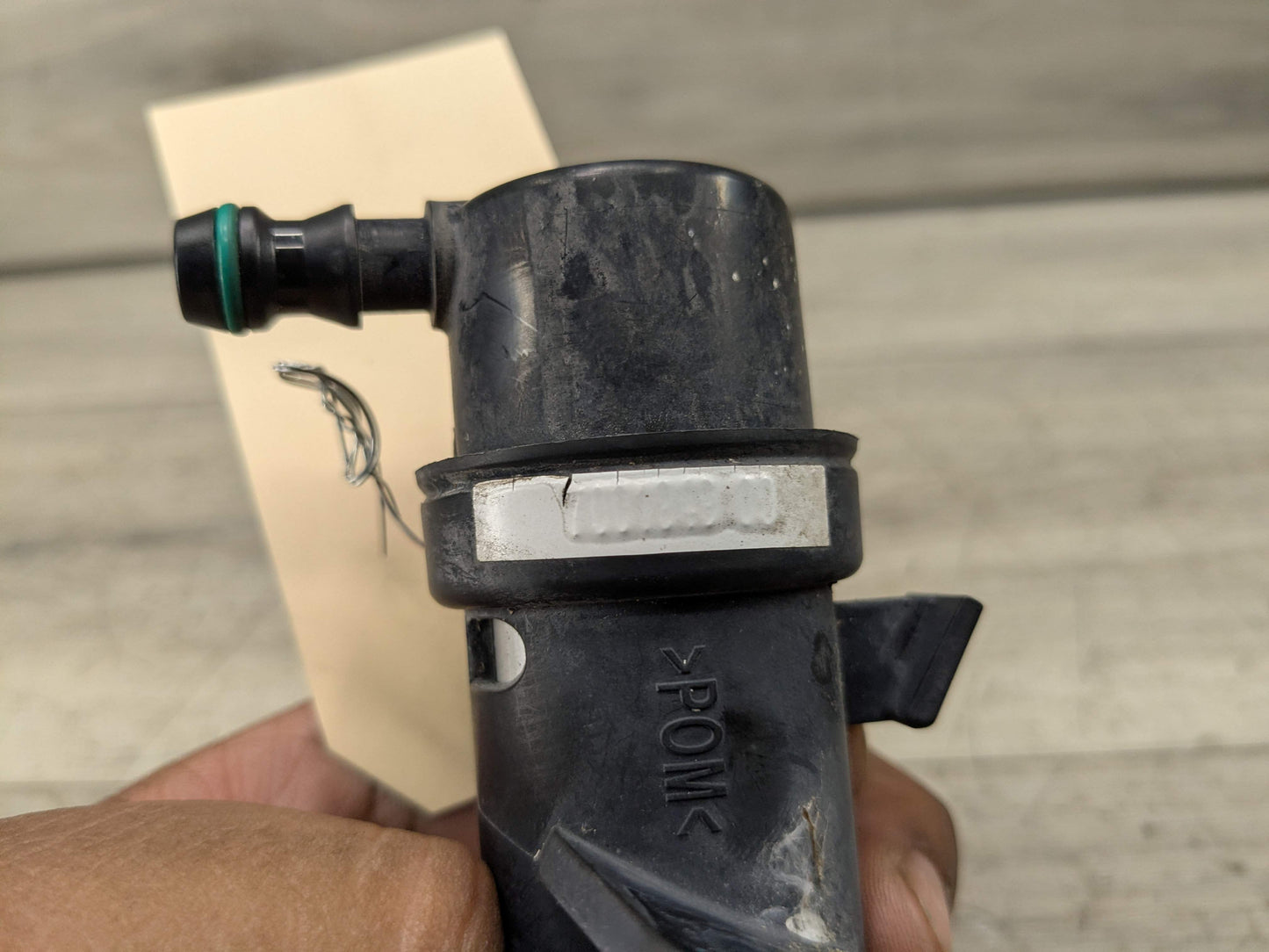 OEM BMW E88 E90 E92 328 335 Front Left or Right Headlight Washer Spray Nozzle