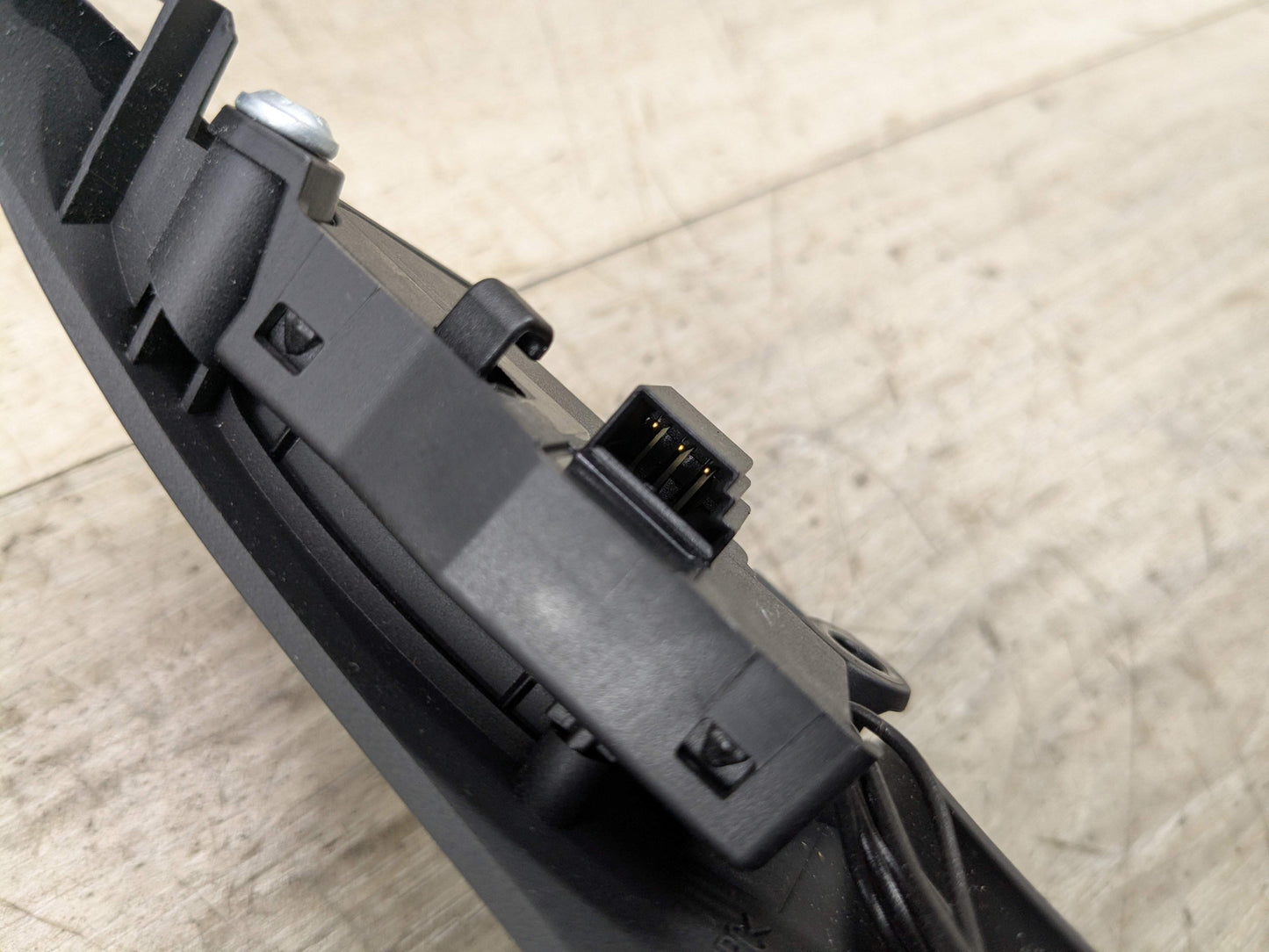 OEM BMW E82 E88 E90 E92 E93 M SPORT Steering Wheel Button Switch Trim Cover