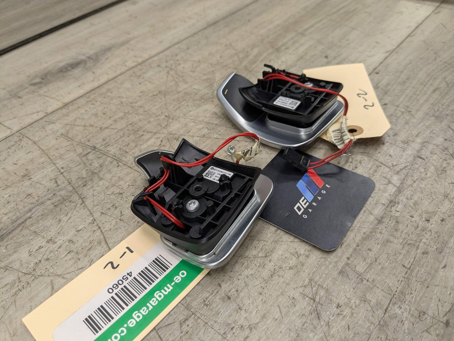 OEM BMW E82 E88 E90 E92 E93 135 328 335 LCI AT Paddle Shifters Plus Minus SET