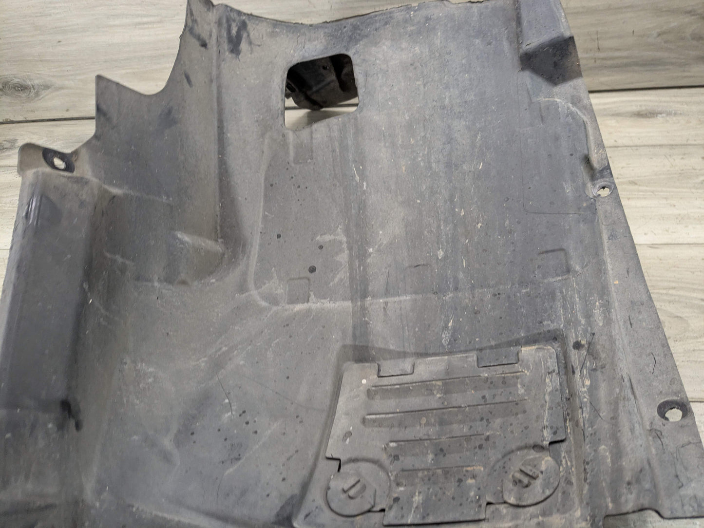 OEM BMW E82 E88 128 135 M SPORT Left Driver Fender Liner Wheel Splash Shield