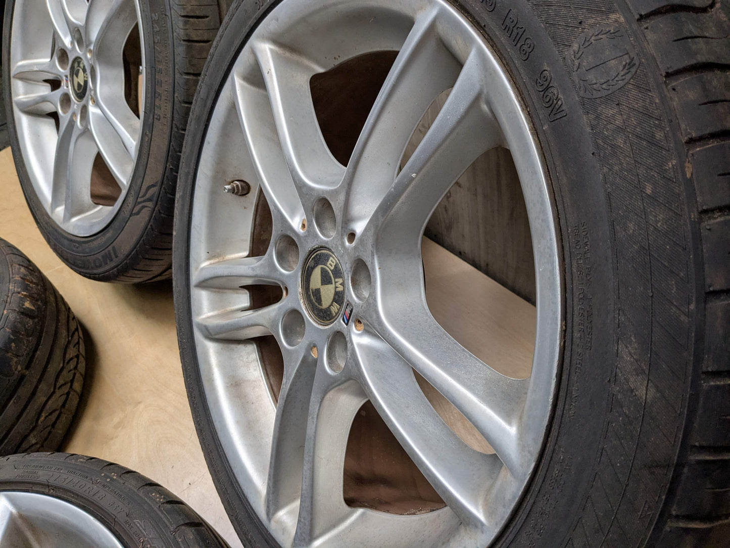 OEM BMW E82 E88 128 135 Wheels Rims 18x7.5/8.5 ET49/52 Dual Spoke Style 261 SET