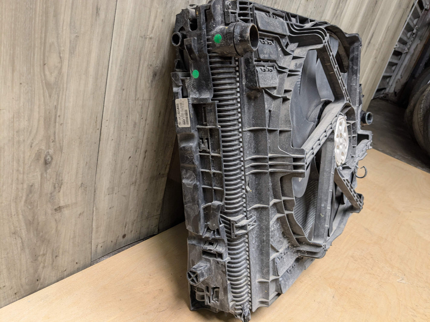 OEM BMW G20 G22 G26 G42 330 430 B46 Radiator Condenser Cooling Fan Assembly 500W