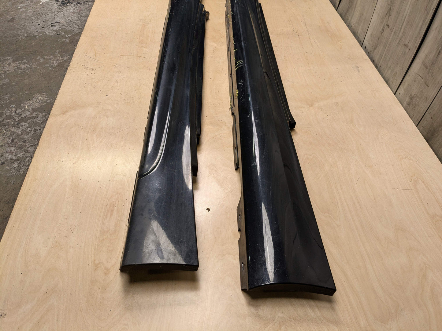 OEM BMW E82 E88 128 135 M SPORT Left Right Side Skirt Rocker Panel Black 668