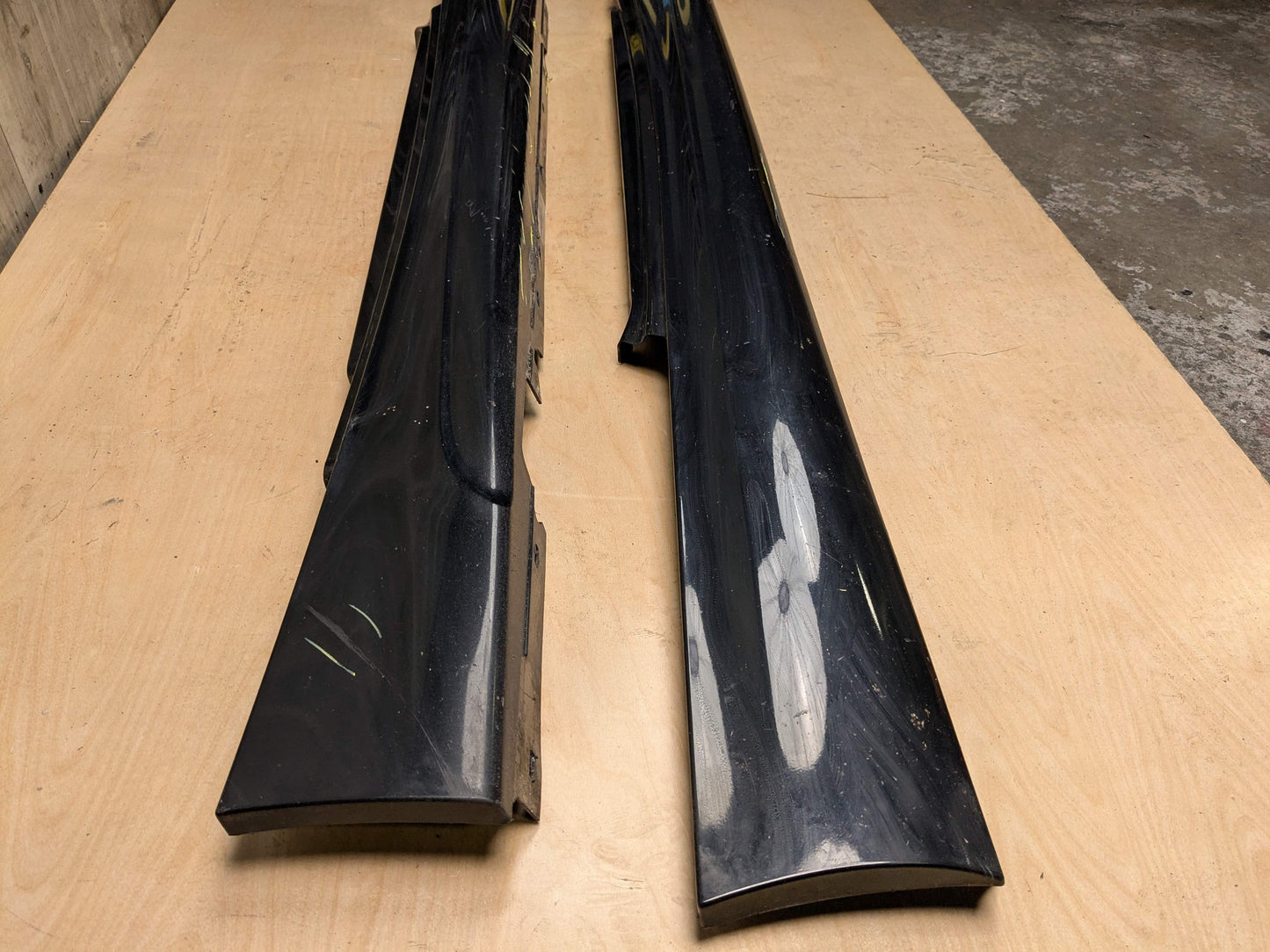 OEM BMW E82 E88 128 135 M SPORT Left Right Side Skirt Rocker Panel Black 668