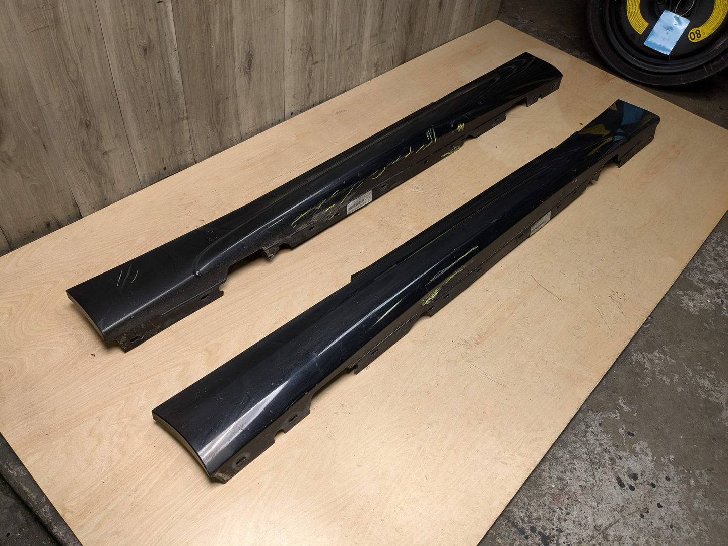 OEM BMW E82 E88 128 135 M SPORT Left Right Side Skirt Rocker Panel Black 668