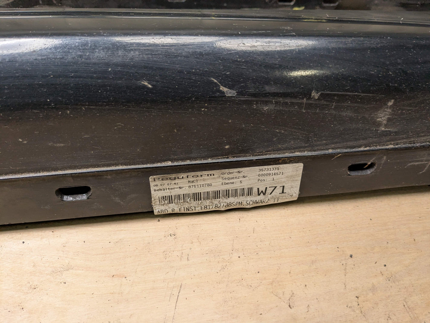 OEM BMW E82 E88 128 135 M SPORT Left Right Side Skirt Rocker Panel Black 668