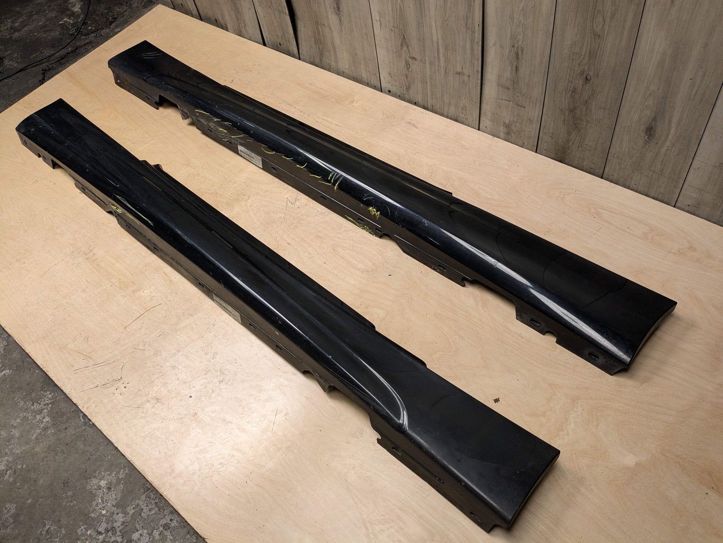 OEM BMW E82 E88 128 135 M SPORT Left Right Side Skirt Rocker Panel Black 668