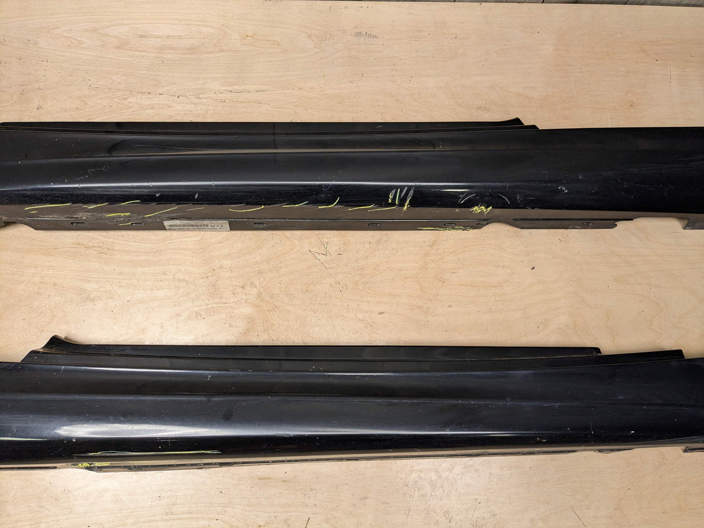 OEM BMW E82 E88 128 135 M SPORT Left Right Side Skirt Rocker Panel Black 668