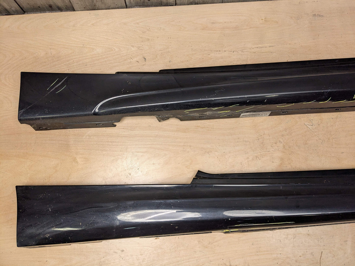 OEM BMW E82 E88 128 135 M SPORT Left Right Side Skirt Rocker Panel Black 668